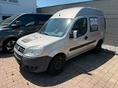 Gebraucht Fiat Doblò Active 77 PS (56 kW) 2007 Silber Van / Kleinbus