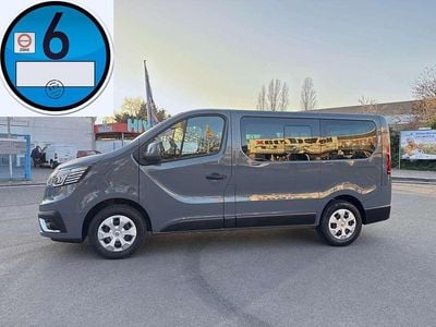 Gebraucht Renault Trafic Life 150 PS (110 kW) 2022 Städtisches grau Van / Kleinbus