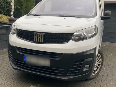 Weiß Gebraucht 2023 Peugeot Expert Van | 22.900 € (Etwas zu teuer)
