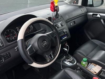 Gebraucht VW Touran R 150 PS (110 kW) 2015 Weiß Van / Kleinbus