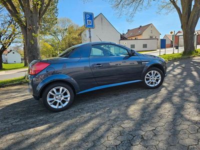 Używany Opel Tigra 90 KM (66 kW) 2006 Niebieski Kabriolet