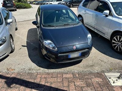 Gebraucht Fiat Punto 77 PS (56 kW) 2015 Blau Kleinwagen
