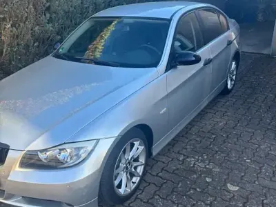 Używany BMW 320 150 KM (110 kW) 2005 Srebrny Sedan/Limuzyna