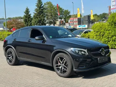 Gebraucht Mercedes GLC300 AMG line 245 PS (180 kW) 2019 Obsidianschwarz SUV