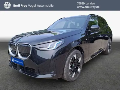 Neu BMW X3 Performance 190 PS (139 kW) 2026 Saphirschwarz metallic SUV