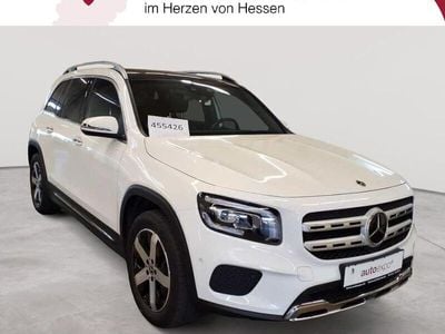 Mercedes GLB220
