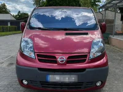 Gebraucht Nissan Primastar 145 PS (106 kW) 2008 Rot Van / Kleinbus