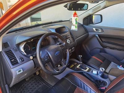 Second-hand Ford Transit Custom Wildtrack 200 CP (147 kW) 2013 Portocaliu Berlinǎ