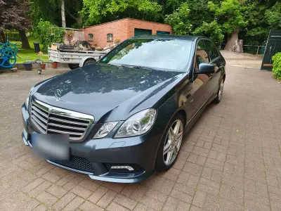 Gebraucht Mercedes E350 Avantgarde 292 PS (214 kW) 2010 Grau Limousine