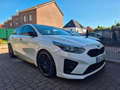 Kia ProCeed GT
