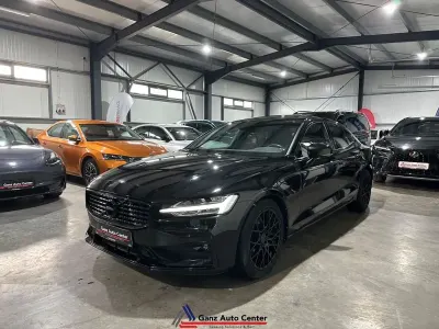 Gebraucht Volvo S60 R-Design 190 PS (139 kW) 2020 Schwarz Limousine
