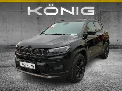 Usado Jeep Compass 239 HP (175 kW) 2022 Preto SUV