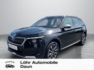 Gebraucht Skoda Kamiq ScoutLine 110 PS (80 kW) 2023 Schwarzmagic perleffekt SUV