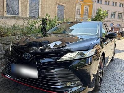 Usata Toyota Camry Hybrid 178 CV (130 kW) 2019 Nero Berlina