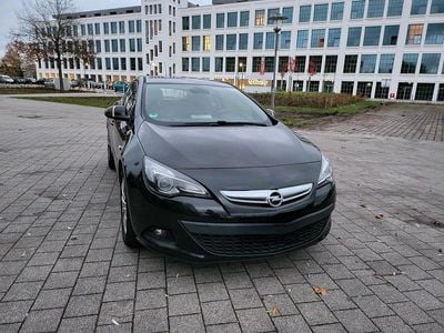 Opel Astra GTC