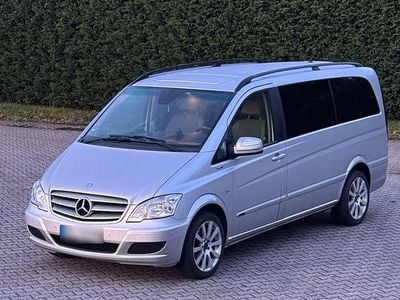 Gebraucht Mercedes Viano 224 PS (164 kW) 2013 Silber Van / Kleinbus