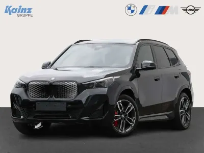 Neu BMW iX1 M Sport 230 kW (313 PS) 2026 Schwarz SUV