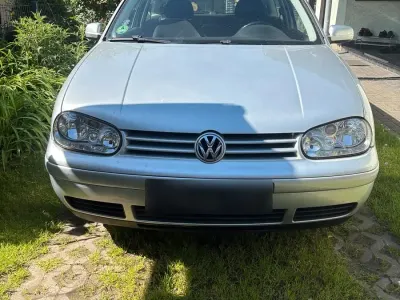 Gebraucht VW Golf IV 75 PS (55 kW) 2003 Silber Kleinwagen