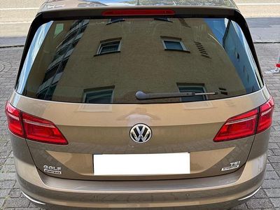 Occasion VW Golf 110 PK (80 kW) 2016 Goud SUV