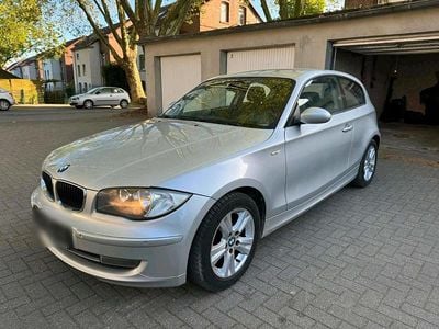 Usata BMW 118 143 CV (105 kW) 2007 Argento Utilitaria