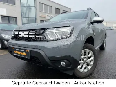 Gebraucht Dacia Duster Expression 131 PS (96 kW) 2023 Grau SUV