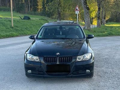 Usata BMW 325 218 CV (160 kW) 2005 Nero Berlina