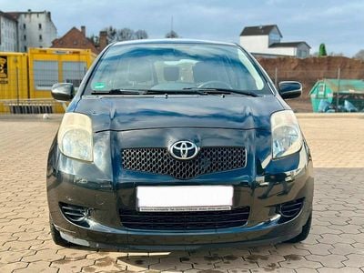 Usata Toyota Yaris Sol 87 CV (63 kW) 2006 Nero Berlina