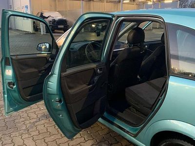 Usata Opel Meriva 75 CV (55 kW) 2003 Monovolume