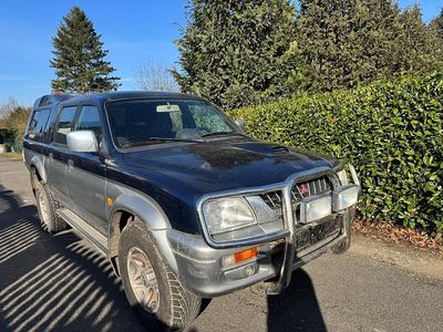 Gebraucht Mitsubishi L200 100 PS (73 kW) 2001 Blau Abholung