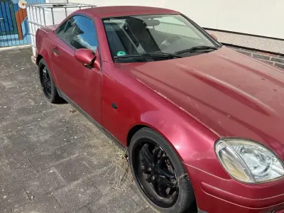 Gebraucht Mercedes SLK230 193 PS (141 kW) 1997 Rot Cabrio