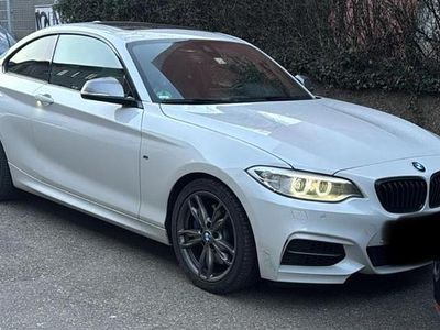 BMW M235