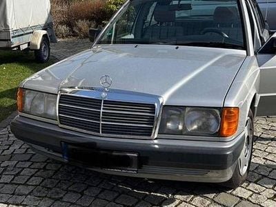 Gebraucht Mercedes 190 109 PS (80 kW) 1992 Grau Limousine