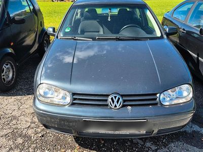 Gebraucht VW Golf IV 2002 Grau Kleinwagen