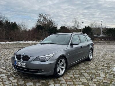 Gebraucht BMW 525 197 PS (144 kW) 2009 Grau Kombi