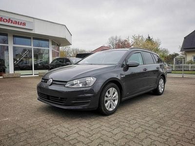 Second-hand VW Golf VII Comfortline 110 CP (80 kW) 2015 Gri Break
