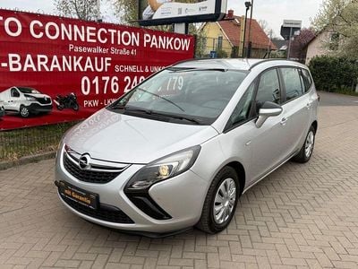 Second-hand Opel Zafira Tourer 120 CP (88 kW) 2012 Argintiu Monovolum
