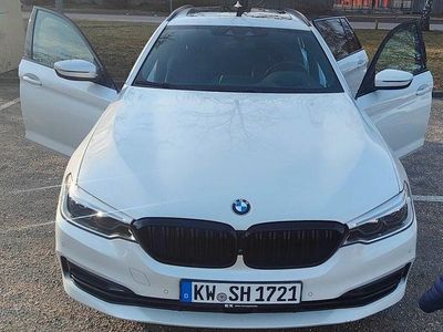 Gebraucht BMW 530 Sport Line 265 PS (194 kW) 2019 Weiß Kombi