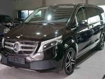 Second-hand Mercedes V220 Avantgarde 163 CP (119 kW) 2020 Negru Monovolum