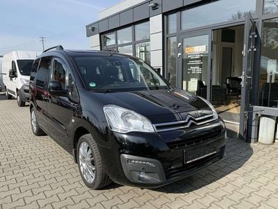 Gebraucht Citroën Berlingo Shine 120 PS (88 kW) 2015 Schwarz Van / Kleinbus