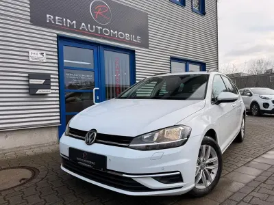 Second-hand VW Golf VII Comfortline 116 CP (85 kW) 2019 Alb Break