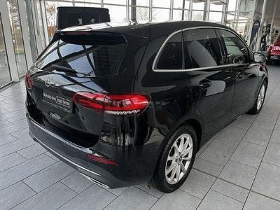 Gebraucht Mercedes B200 163 PS (119 kW) 2020 Van / Kleinbus
