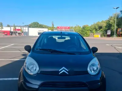 Gebraucht Citroën C1 69 PS (50 kW) 2009 Schwarz Kleinwagen