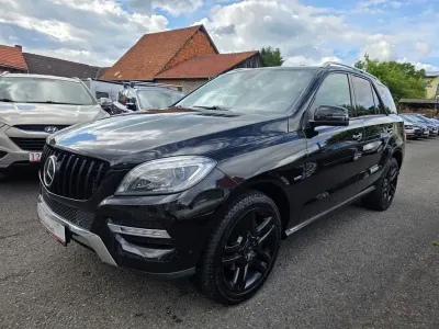 Gebraucht Mercedes ML350 258 PS (189 kW) 2012 Schwarz SUV
