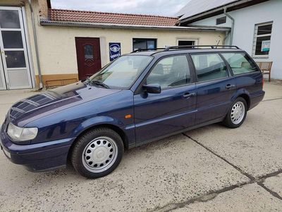 Gebraucht VW Passat Trendline 90 PS (66 kW) 1993 Blau Kombi