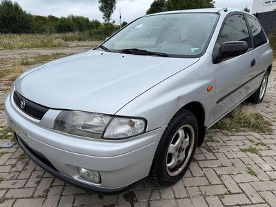 Mazda 323