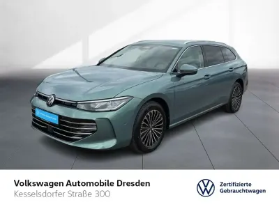Gebraucht VW Passat Elegance 150 PS (110 kW) 2025 Maripositgrün metallic Kombi