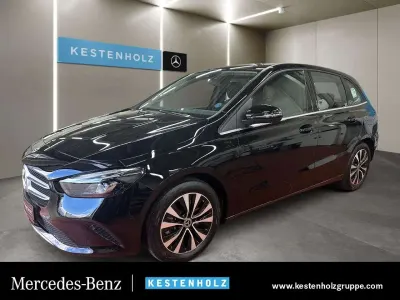 Second-hand Mercedes E250 160 CP (117 kW) 2022 Negru Berlinǎ