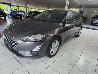 Gebraucht Ford Focus Cool & Connect 125 PS (91 kW) 2019 Magenticgrau Kombi