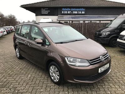 Gebraucht VW Sharan Trendline 150 PS (110 kW) 2011 Braun Van / Kleinbus