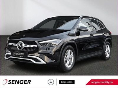 Gebraucht Mercedes GLA200 163 PS (119 kW) 2024 Schwarz SUV